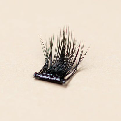 KYRO Pre-Glued Mega Volume - Press-On Lashes