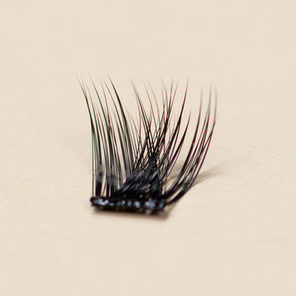 KYRO Pre-Glued Whispy Medium - Press-On Lashes